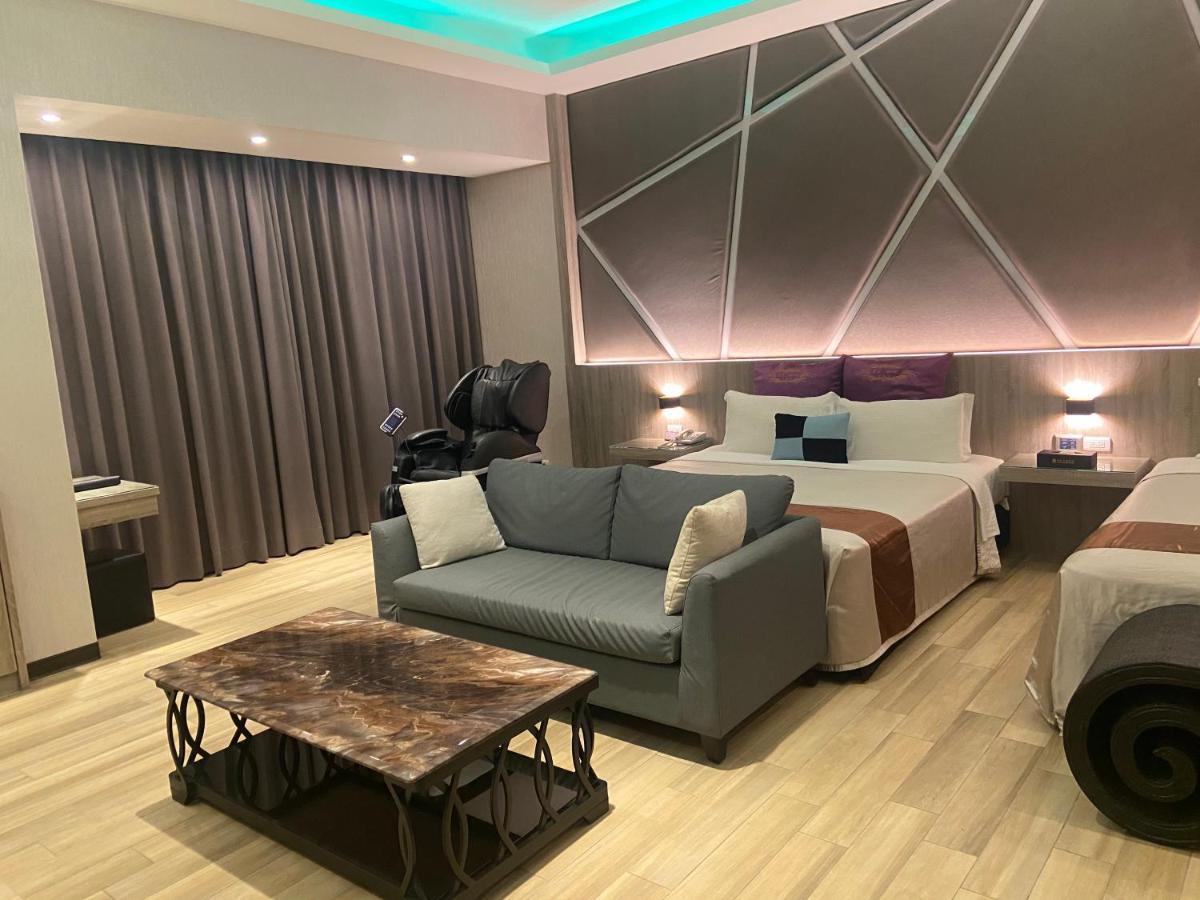Purple Rainbow Motel Тайпей Екстериор снимка