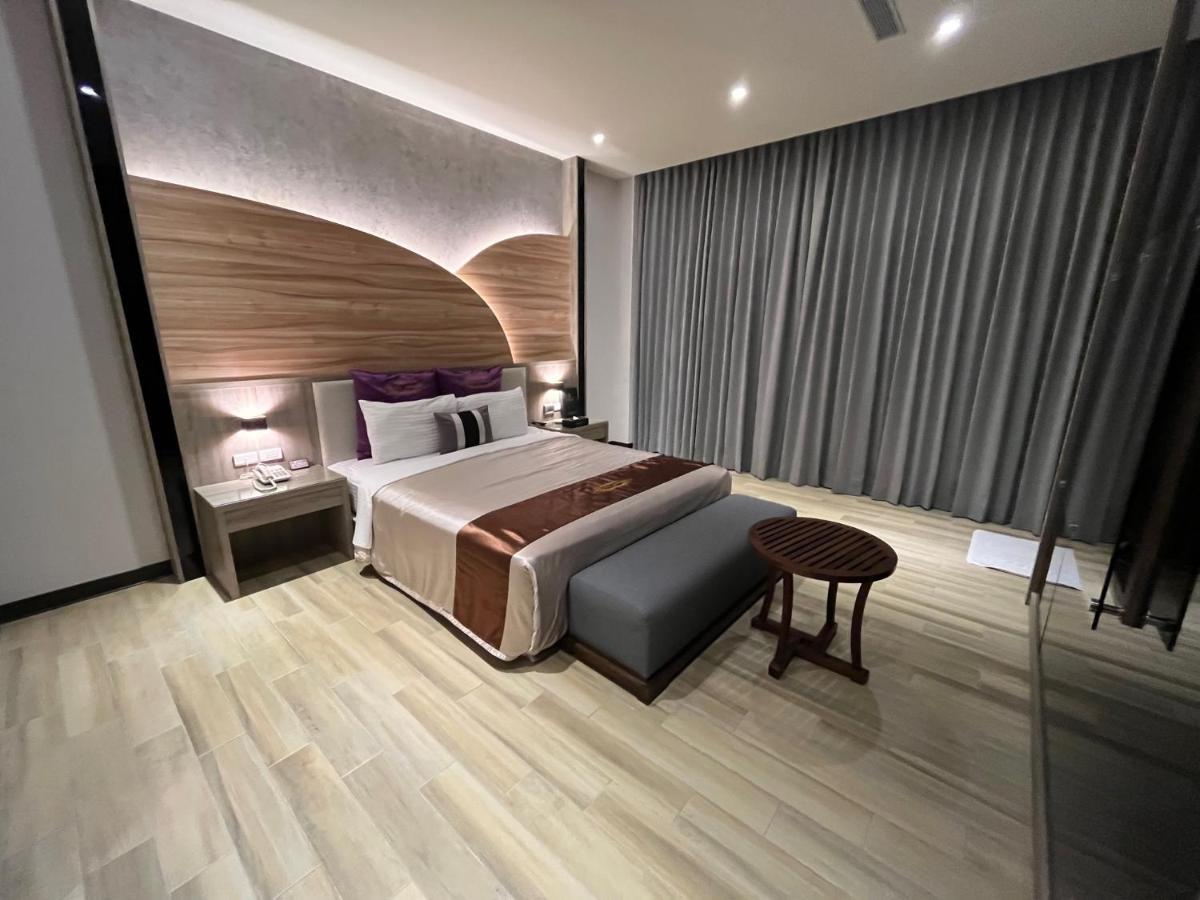 Purple Rainbow Motel Тайпей Екстериор снимка